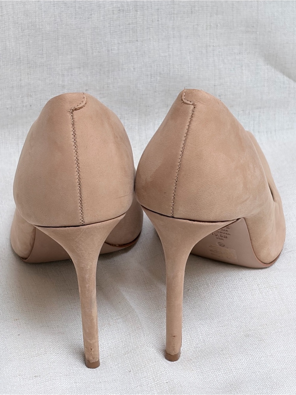 SCHUTZ Blush Nude suede pump shoes,pointed toe,stiletto heal.Sz 10,5 B. - Picture 6 of 9